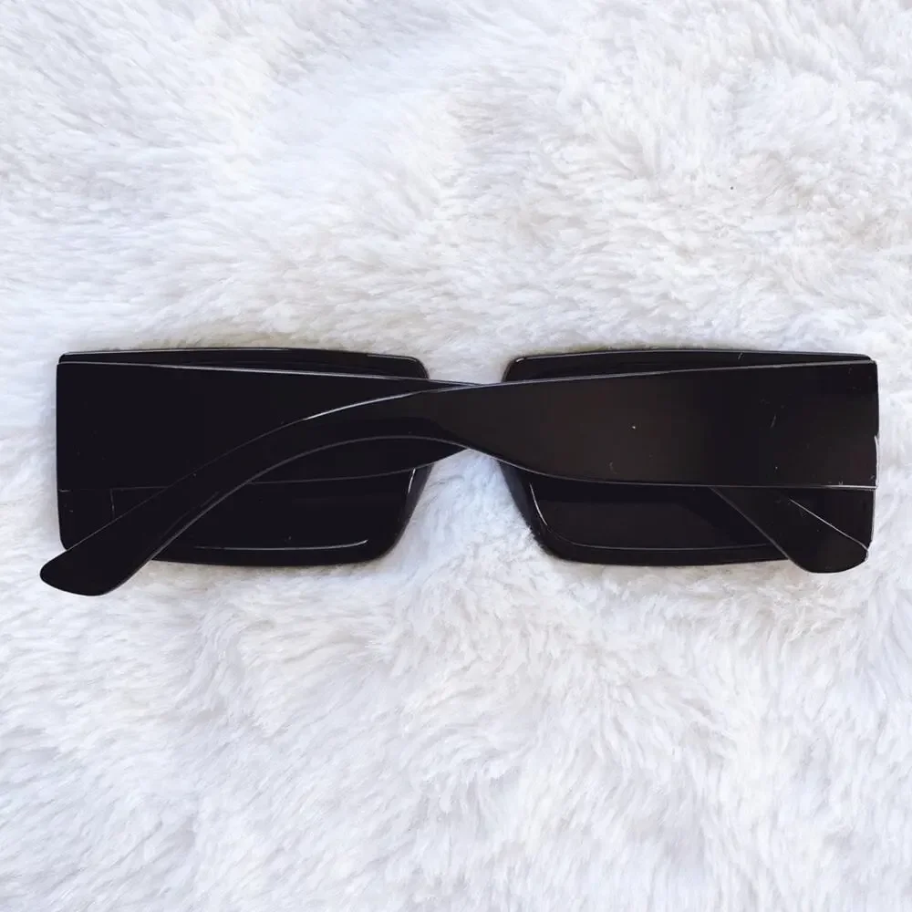 Aaron Black w/ Blue Tint Rectangular Sunglasses